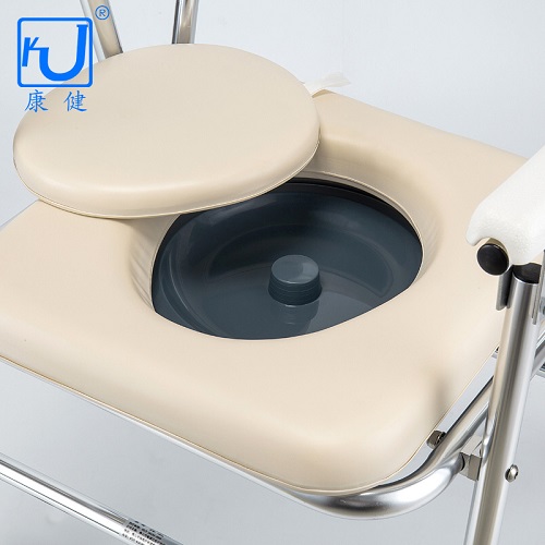 Apa kursi commode? Kepiye senior milih kursi commest sing pas?